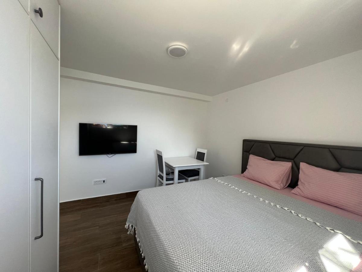 Azzure Apartment Ülgün Dış mekan fotoğraf