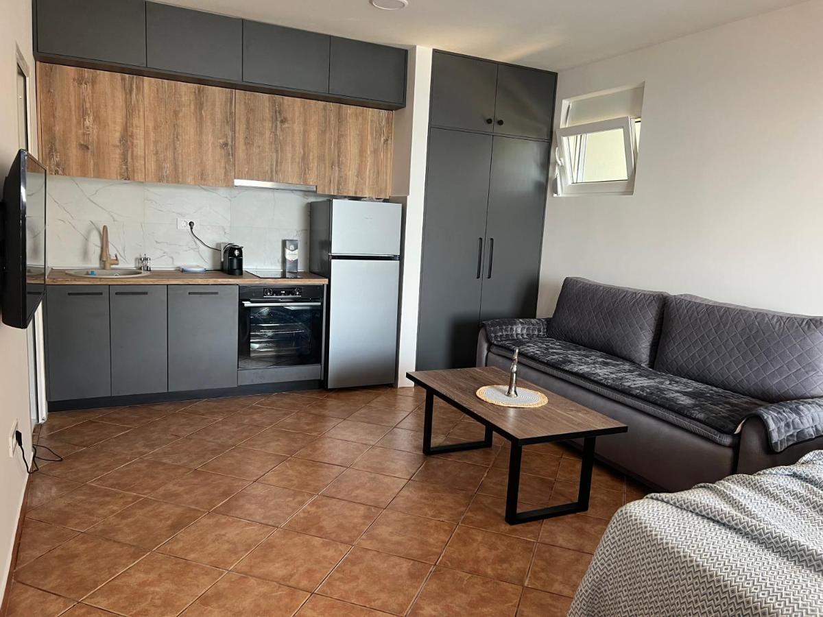 Azzure Apartment Ülgün Dış mekan fotoğraf