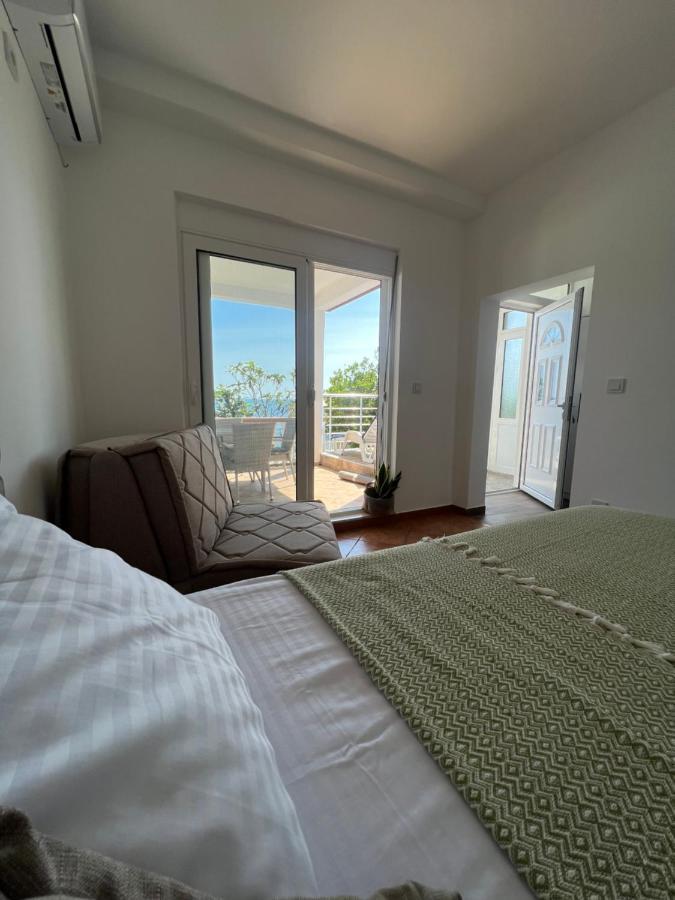Azzure Apartment Ülgün Dış mekan fotoğraf