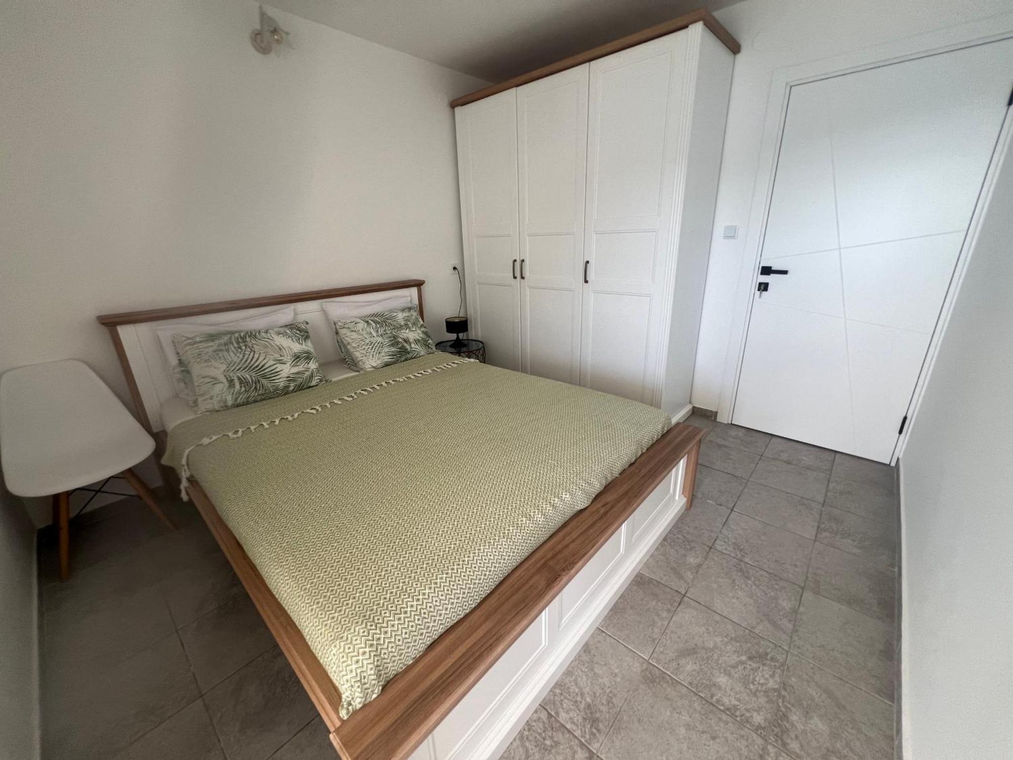 Azzure Apartment Ülgün Dış mekan fotoğraf